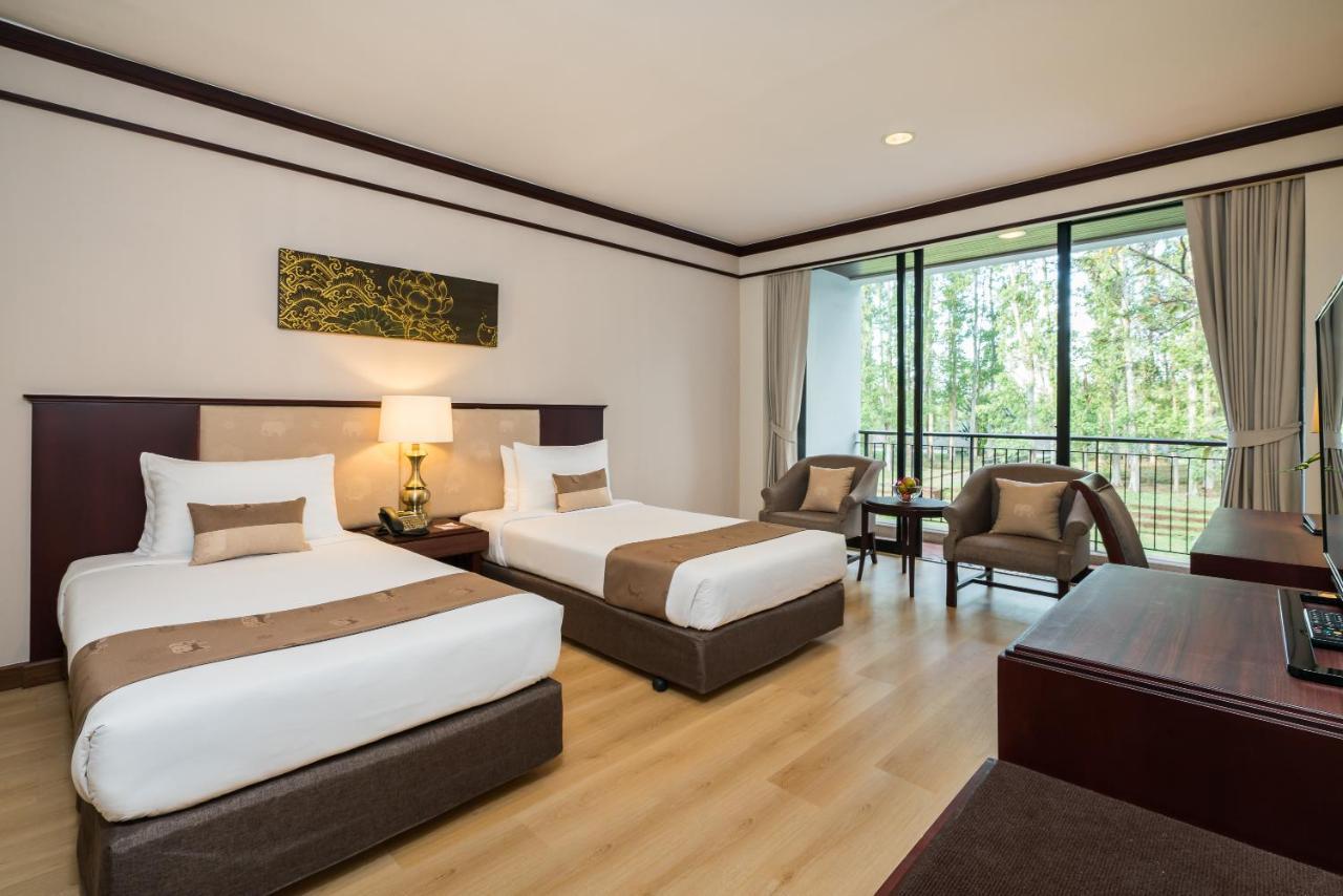 Tawa Ravadee Resort Prachinburi, A Member Of Worldhotels Distinctive Si Maha Phot Exterior foto